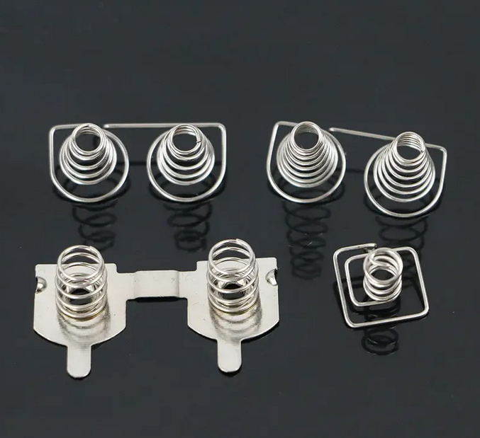 電池片正負(fù)極彈簧自動裝配機有哪些應(yīng)用領(lǐng)域？