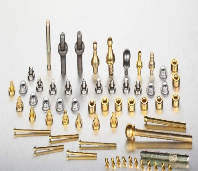 鉚接機非標(biāo)自動化設(shè)備的結(jié)構(gòu)、工作原理及用途