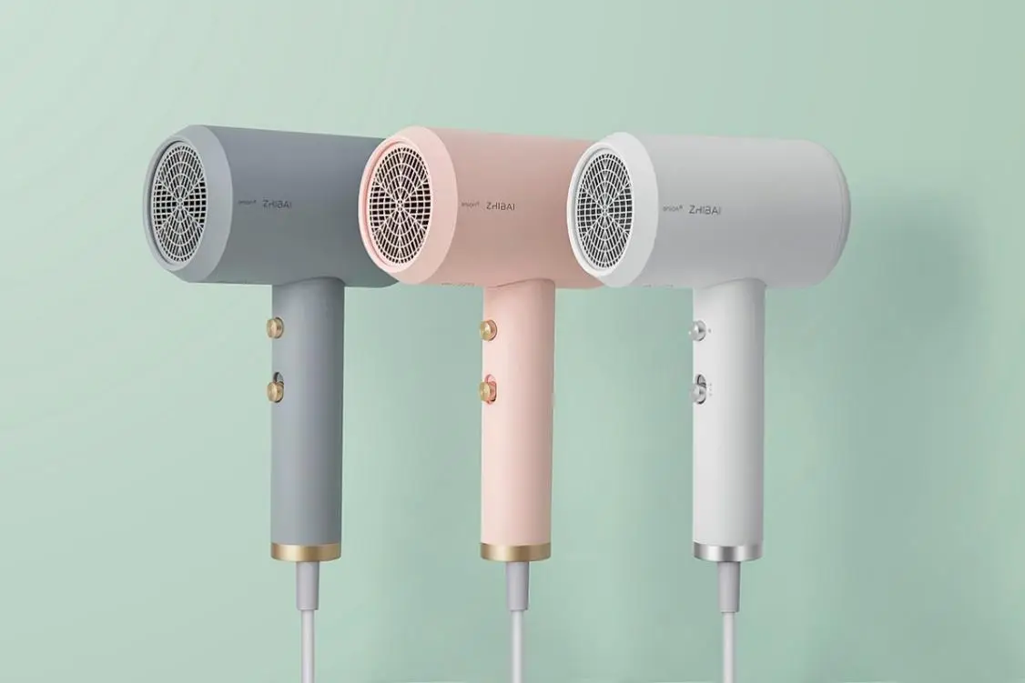 吹風(fēng)機(jī)非標(biāo)自動(dòng)化設(shè)備：結(jié)構(gòu)、使用注意事項(xiàng)及工作原理